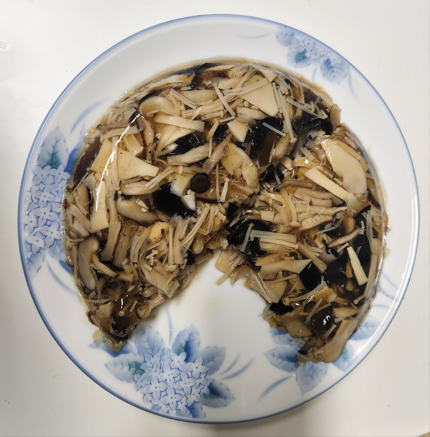 How to Make Mushroom Pyeonyuk (Mushroom Terrine Style)
image