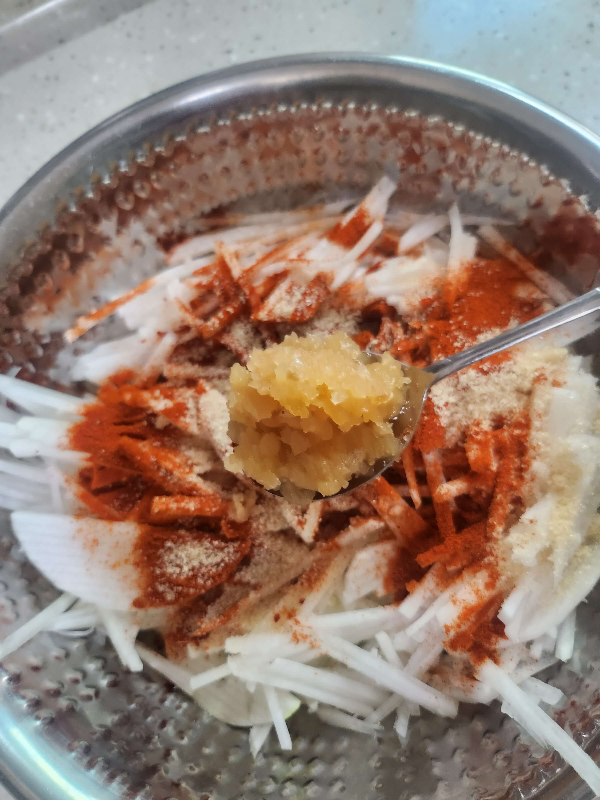 무생채만들기 양념장