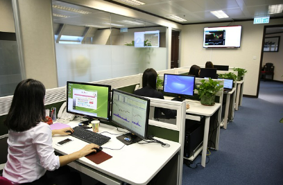 노동 vs 놀이: 직업의 경계가 허물어진 시대