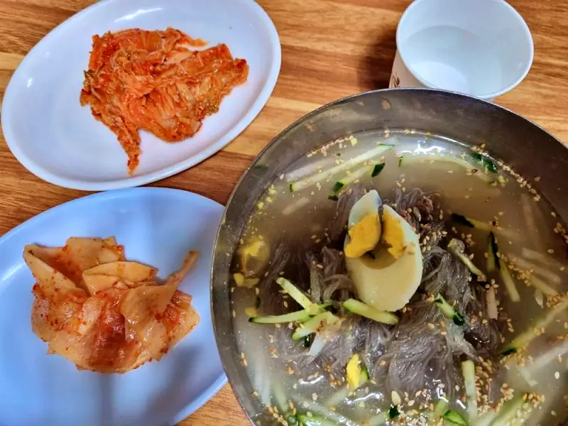 식객 허영만 백반기행 161회 김재경 편 홍어회무침 수북한 회냉면, 식초 필요없는 새콤한 전국구 물냉면, 비빔냉면, 냉면 서천 노포 맛집 소개