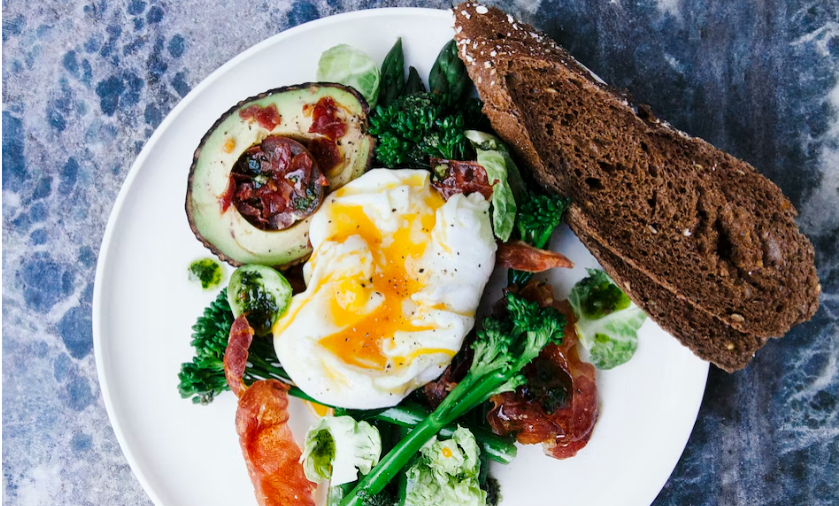 아침에 섭취하는 좋은 음식