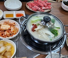 손만두전골
