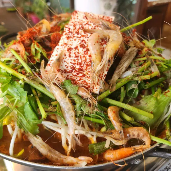 생생정보 고수의 부엌 꽃게탕과 간장게장 음식점 위치