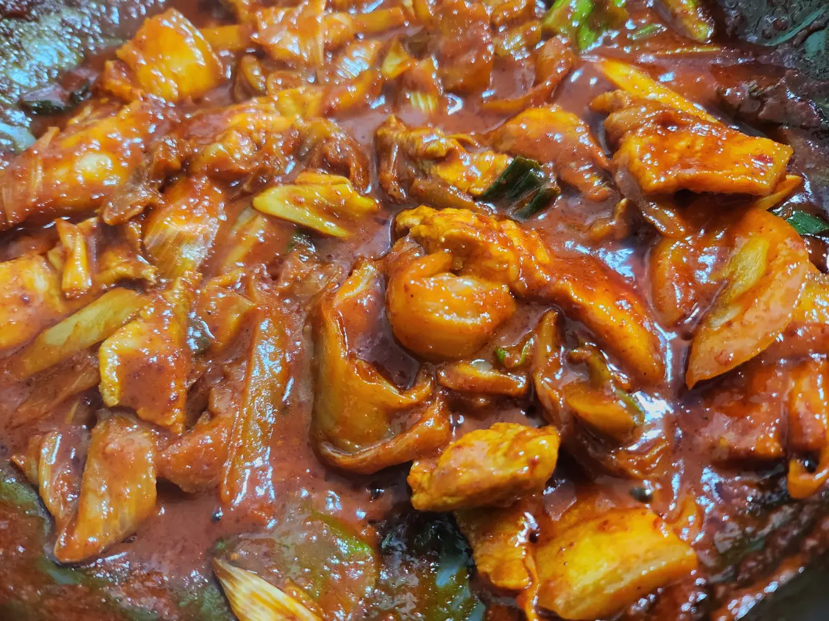 지리산-온천랜드-식당-산하가든-묵은지-흑돼지-주물럭2