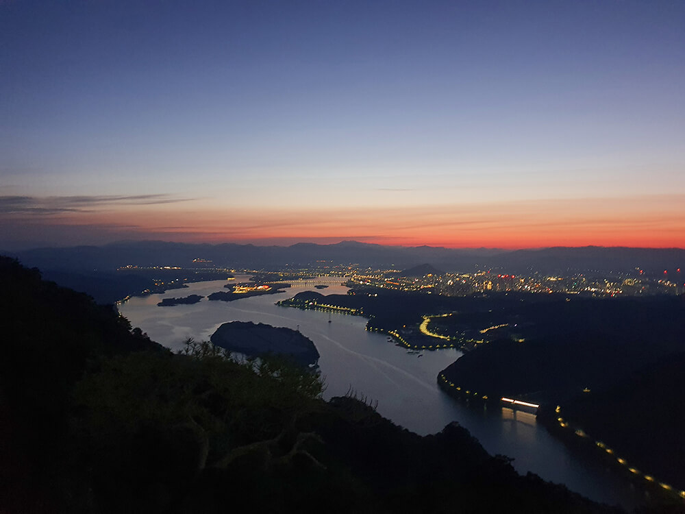 춘천 삼악산 여명