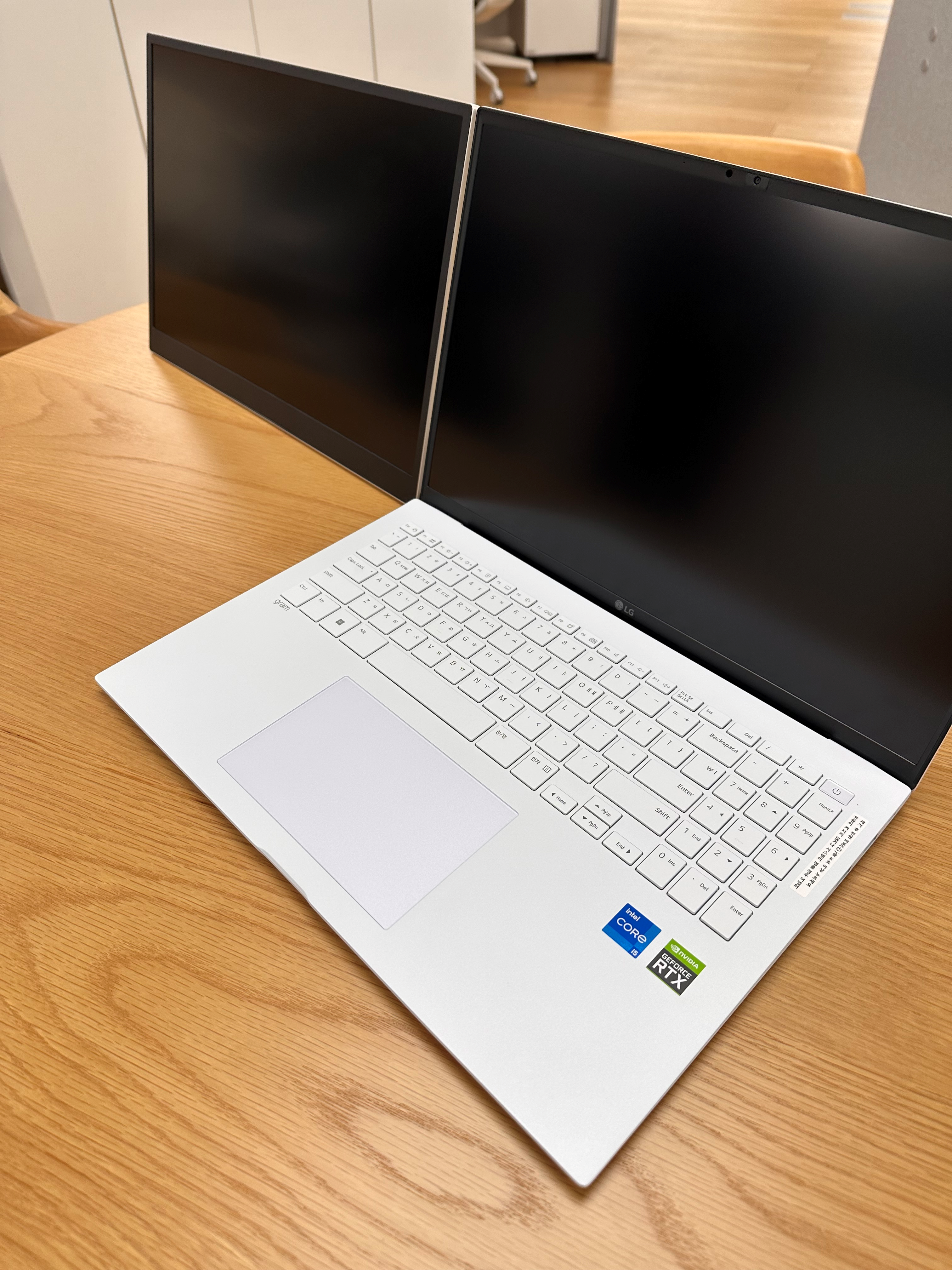 LG-그램-16-그램뷰