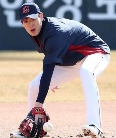 롯데 나승엽 선수의 모습