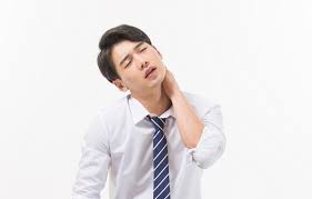 뒷골이 땡기는 증상