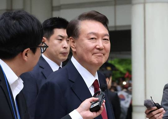 김홍일 변호사 구속 피의자 심문 동행