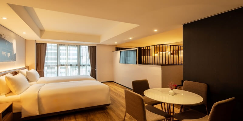 머큐어-앰배서더-서울-홍대-주니어-스위트룸