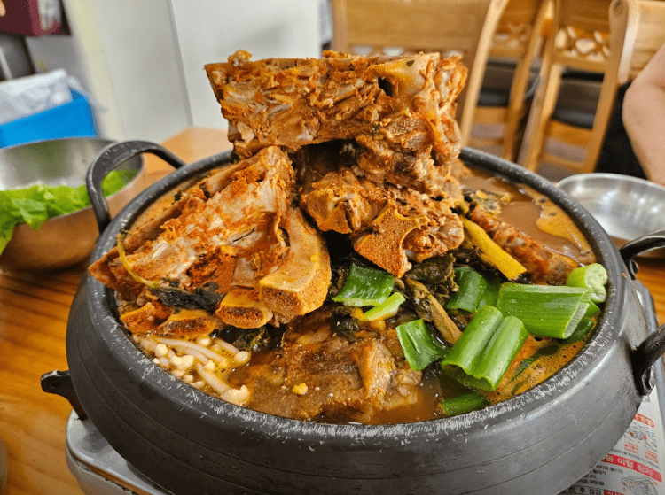 소래포구 맛집 &quot;천이재감자탕&quot; 음식