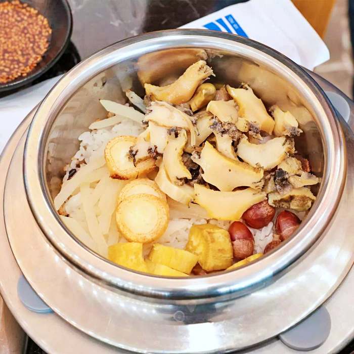 생생정보 강화도 동막 해변 15년 전통 능이백숙 맛집