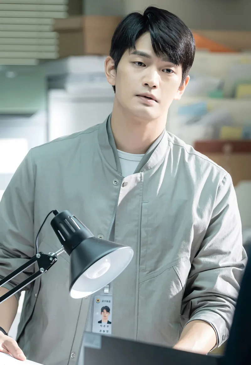 재벌X형사에서 박준영을 맡은 배우 강상준