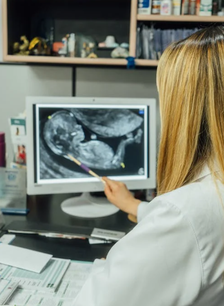 임신 중 양수의 역할과 양수 과다, 양수 과소