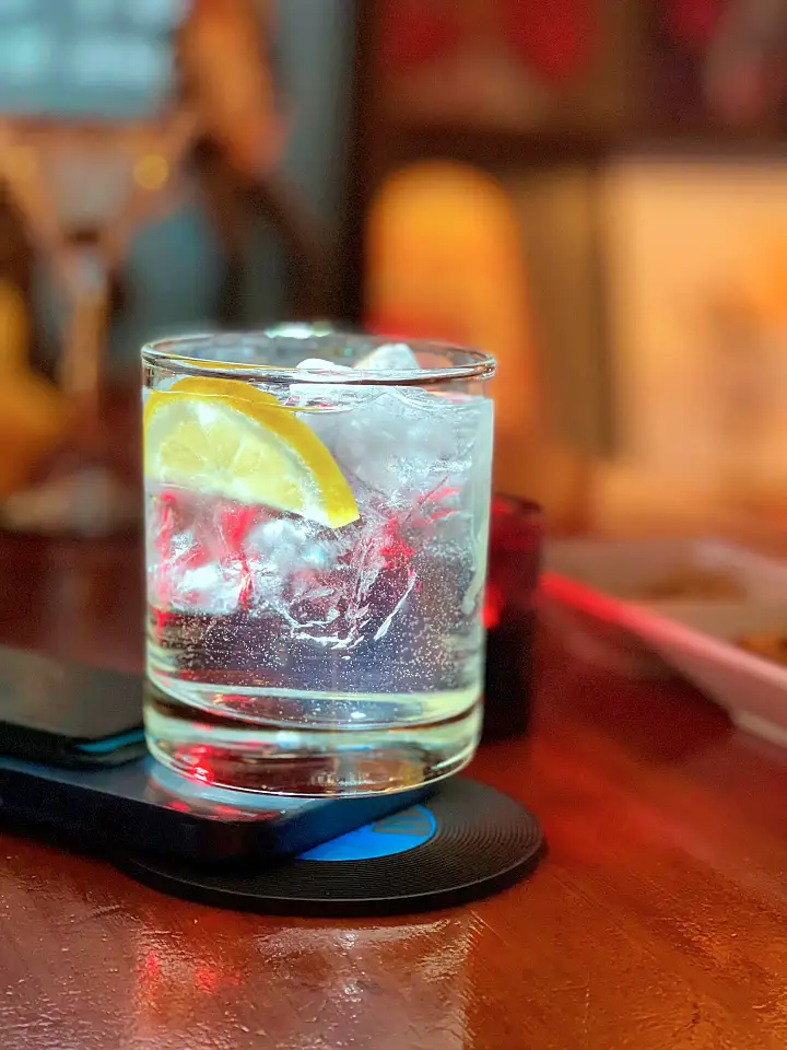 나혼자산다 나혼산 신반장 크러쉬 단골 LP바 REF 박철우 소방차 도건우 술집 맛있는 주점 카펜터스 이촌 용산 맛집 가격 위치 어디