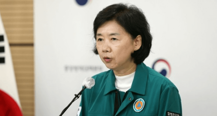 질병관리청 지청장이 연설 중인 장면