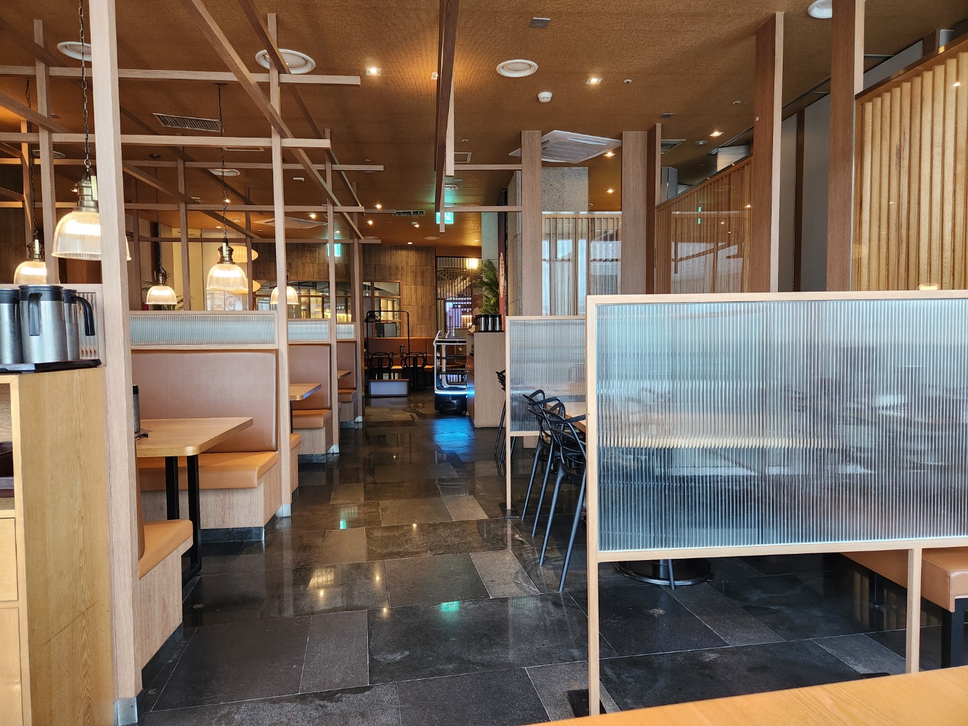 진가와 잠실 롯데월드몰점