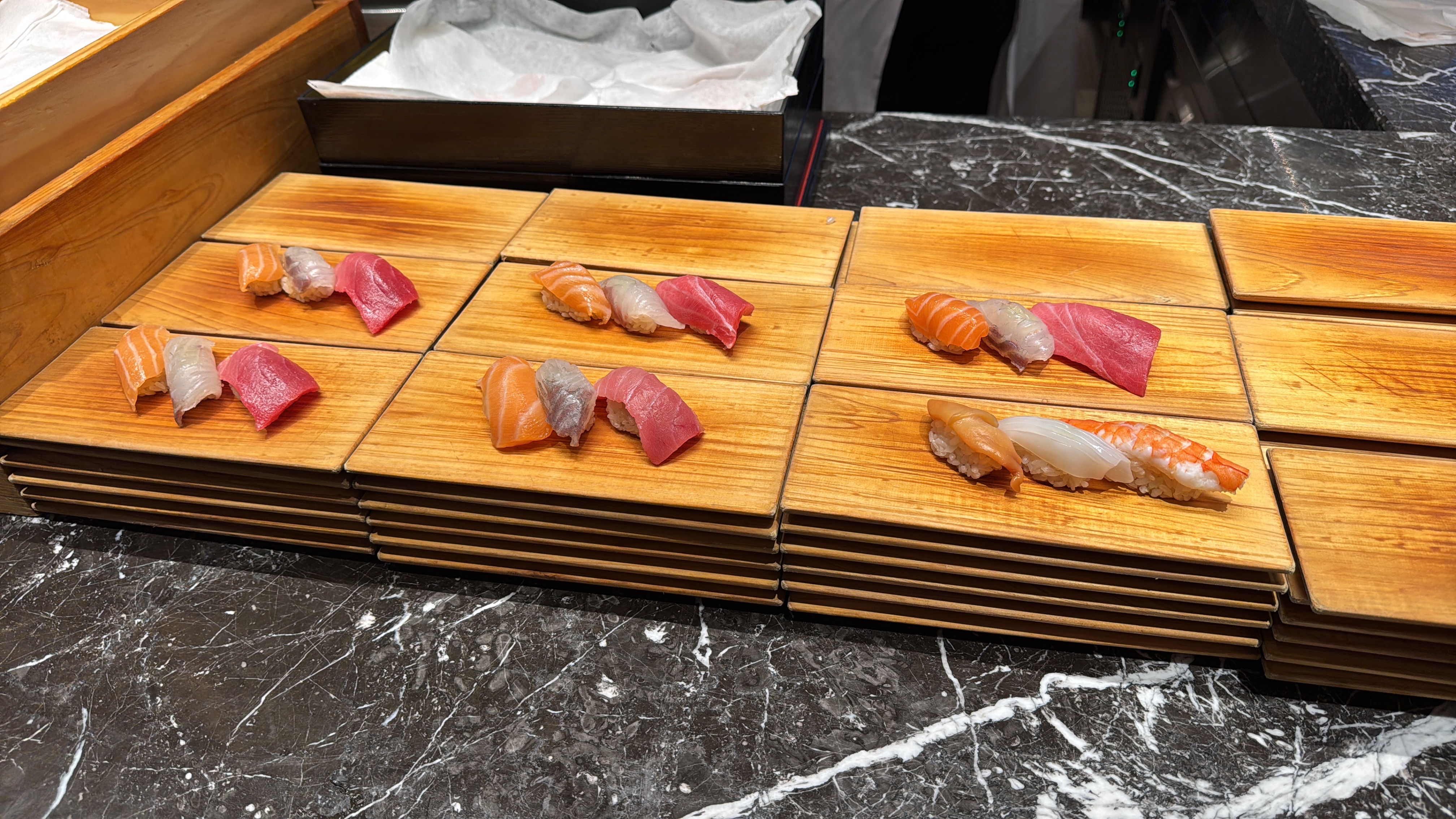 잠실롯데호텔 월드 라세느 뷔페-초밥