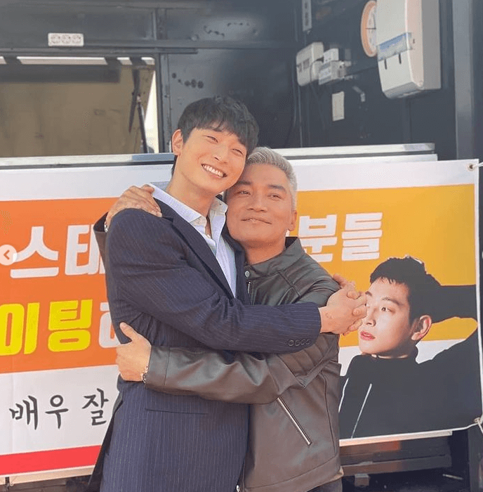 정진운-조재윤