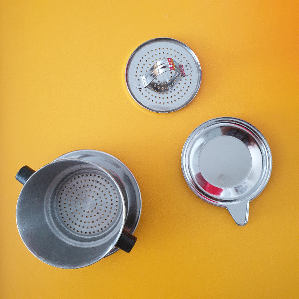 '베트남 핀'을 이용한 커피 추출 레시피: 핀(Phin) 드리퍼 구성품