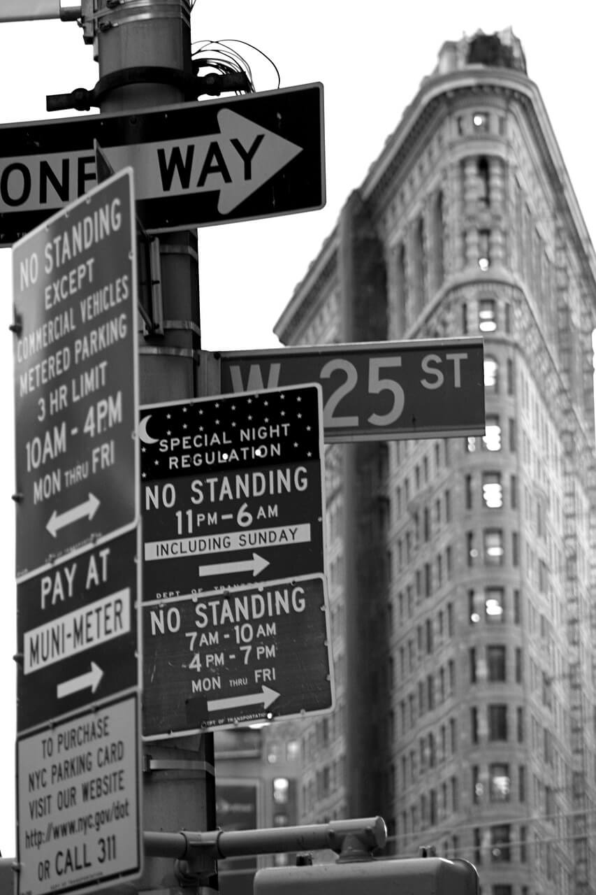 지금, 플랫아이언은 어떻게 존재하는가