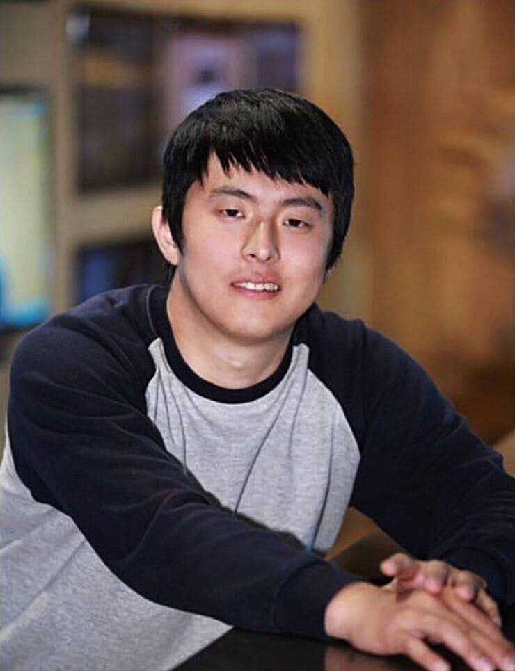 웹툰-작가-겸-방송인-기안84