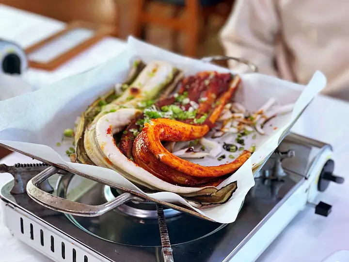 백반기행 180회 반효정 편 삼색 장어구이 바다장어 아나고 붕장어 양념 간장 소금 구이 보령 맛집 소개