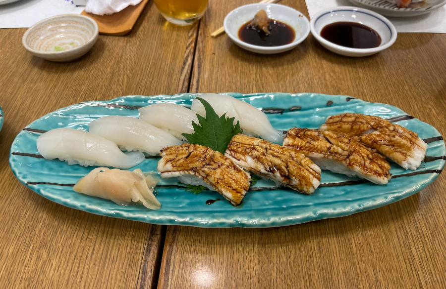 스시 이나호 오징어,장어초밥