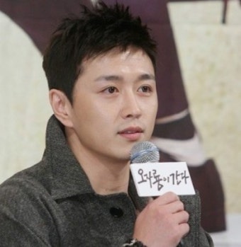 진태현 암 수술, 진태현 갑상선암, 진태현 회복, 연예인 암 극복, 박시은 진태현, 갑상선암 완치, 암 수술 후기