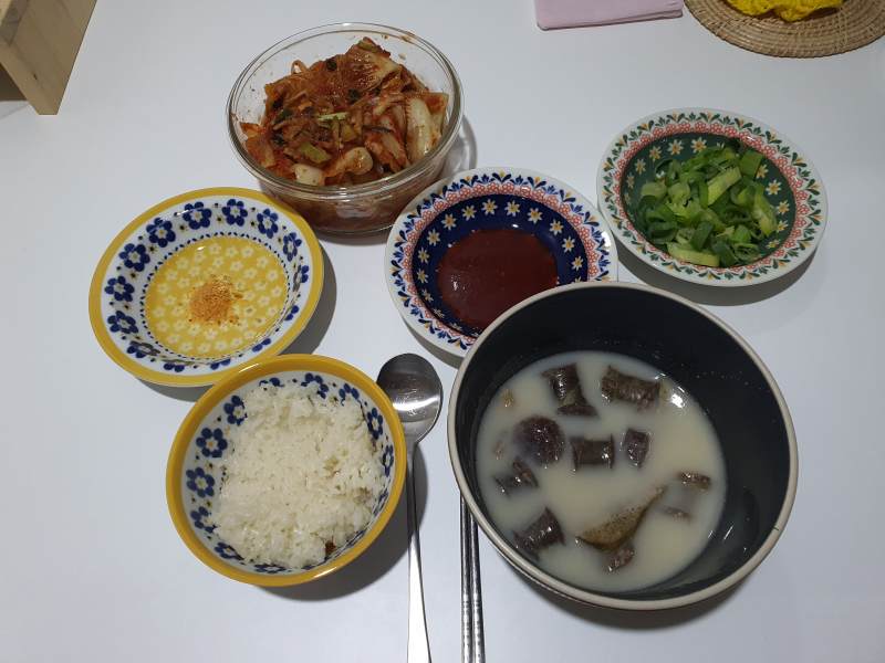 순대국-상차림