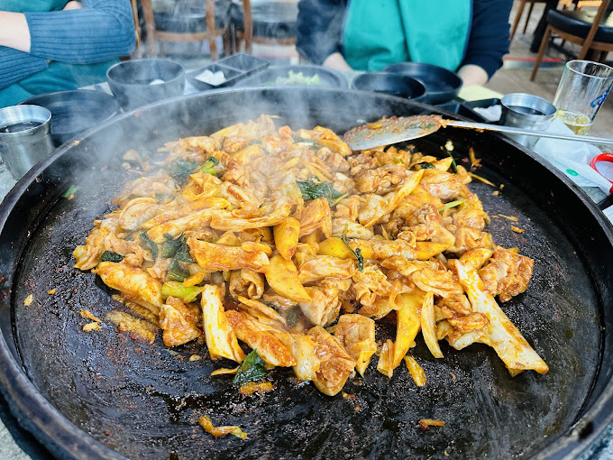 춘천 철판 닭갈비 '우성닭갈비'