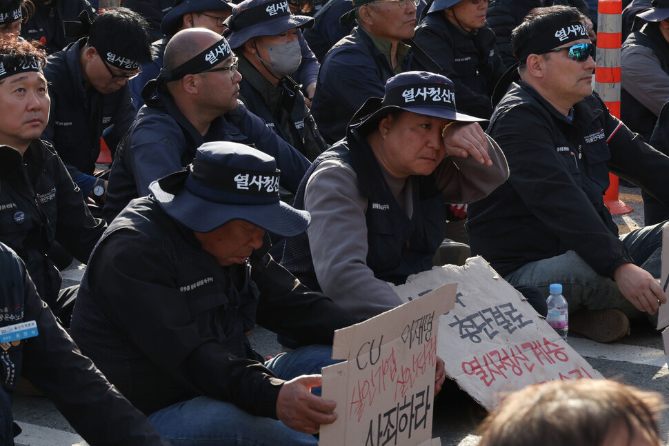 CU 진주 물류센터 사망 사고 분석: 화물연대 9,000명 결집과 투쟁지침 1호의 의미 (BGF로지스 노사 갈등 총정리)
