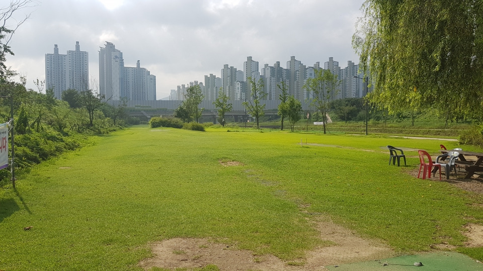 대구 화원진천천파크골프장 (진천파크골프장, 진천천파크골프장, 화원파크골프장) 대구 달성군 하원읍 구라리 1400번지 (구라교 하류)