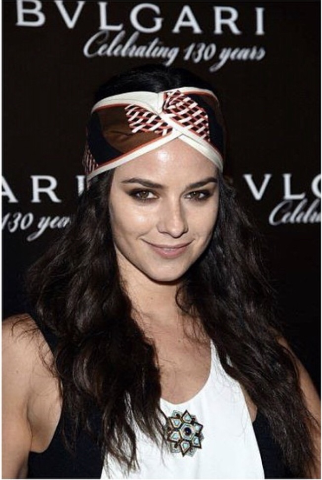 송중기 연인 케이티 루이스 사운더스