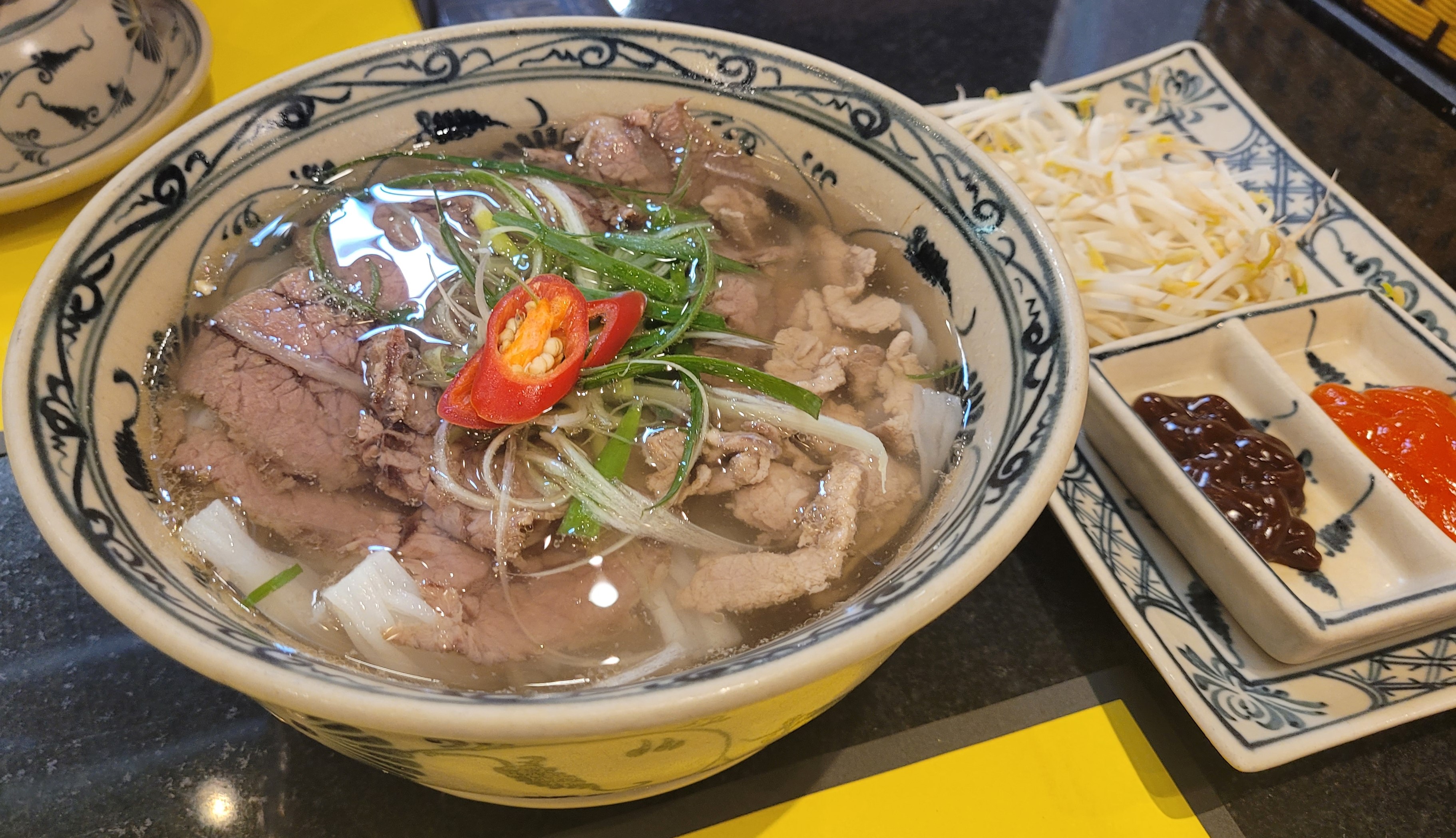 나트랑-쌀국수-맛집-쌀국수-사진