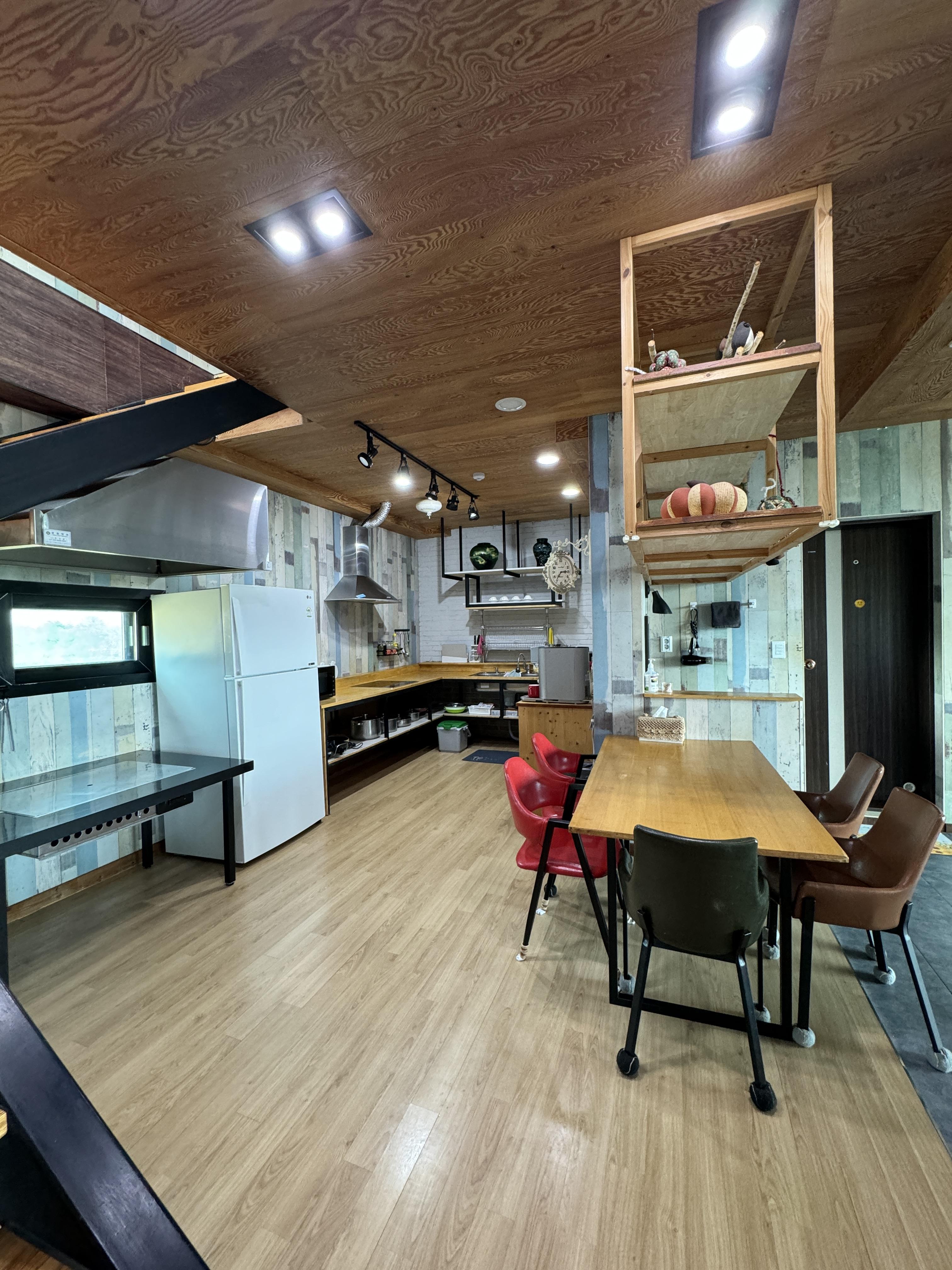 고성-티티펜션-주방