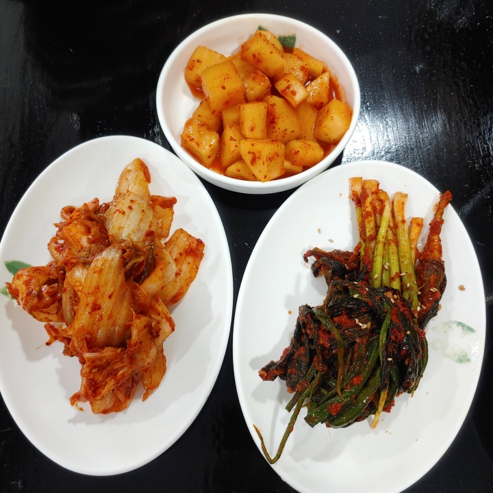 김치-깍두기-파김치