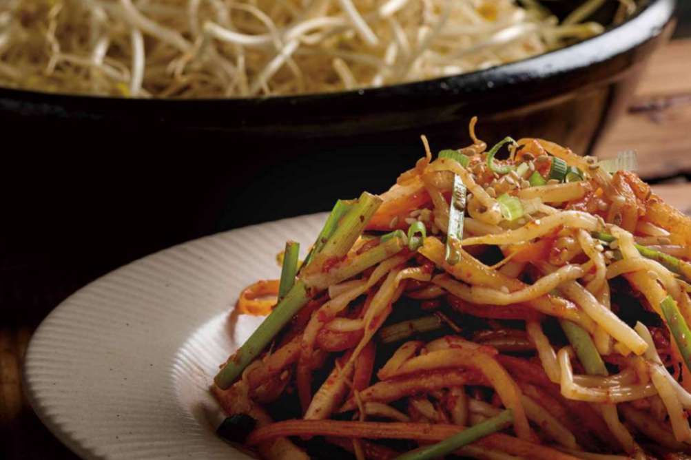 한데 어우러진 화합의 맛 "부안 콩나물잡채"