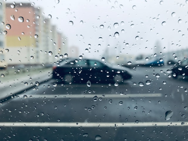 장마철 자동차 관리 필수 포인트