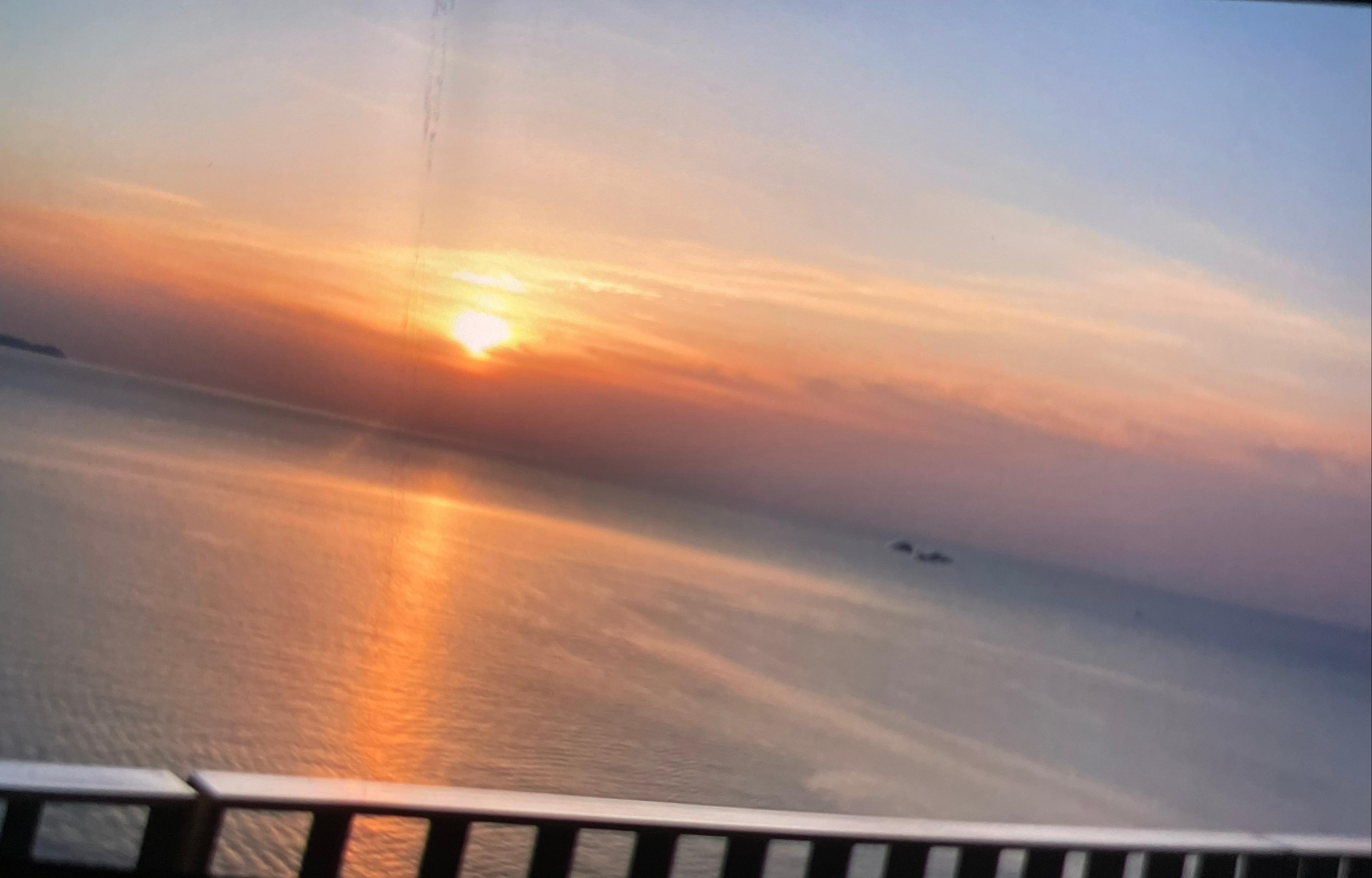 한화리조트 거제 벨버디어 르씨엘 바다 전망과 일출