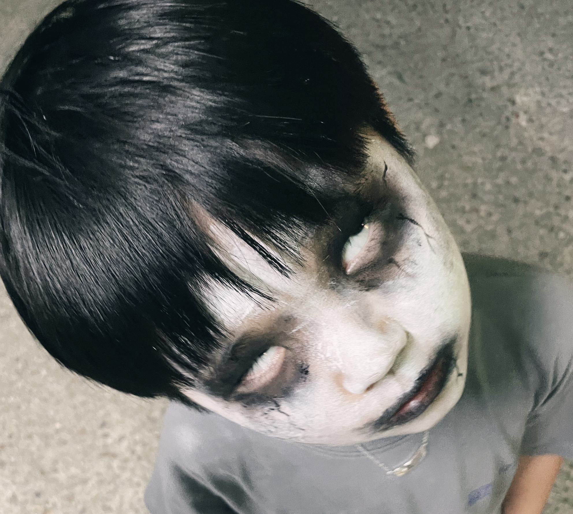 아이가 귀신분장한 모습 사진