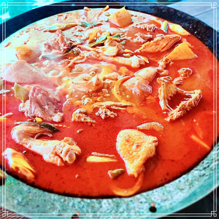 생방송 투데이 양주, 장흥, 계곡 참숯 화력으로 진한 풍미! 무쇠솥 닭볶음탕 맛집