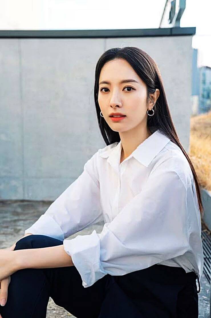 가수-겸-배우-김지연