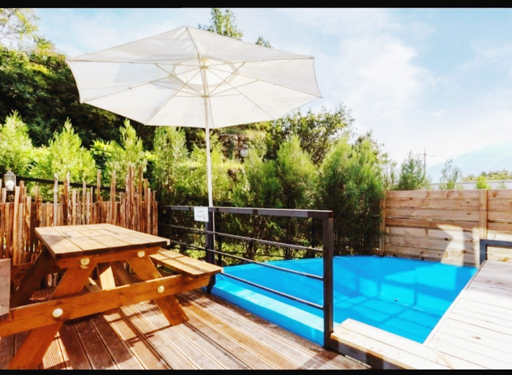 예그리나 풀빌라