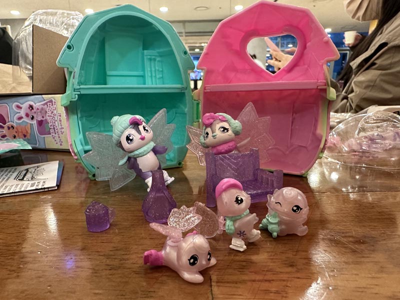 해치멀 에그하우스와 가족