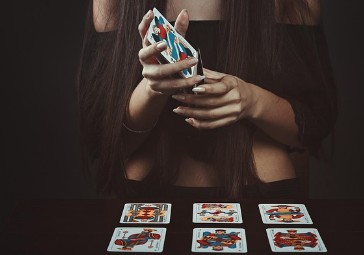 타로상담 제대로 받는 법 (카드 해석, 질문 요령, 주의점)