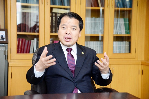 위철환 정치 경력