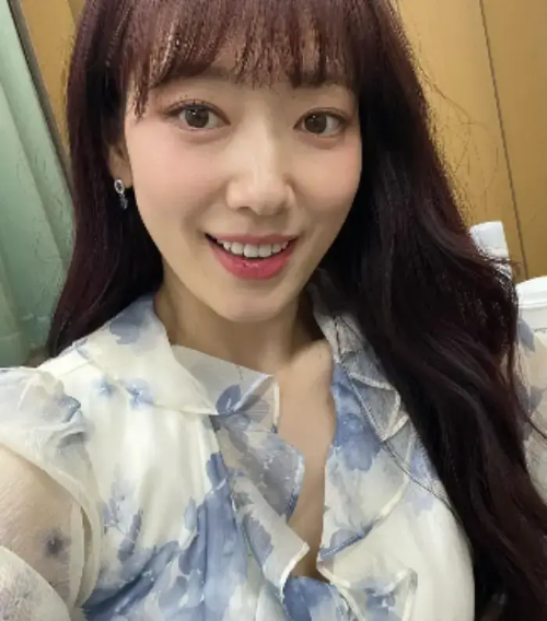 배우-박신혜-사진