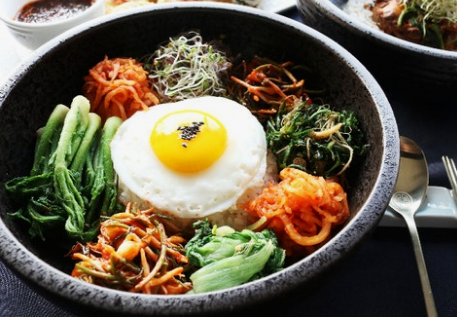 한국 비빕밥 사진
