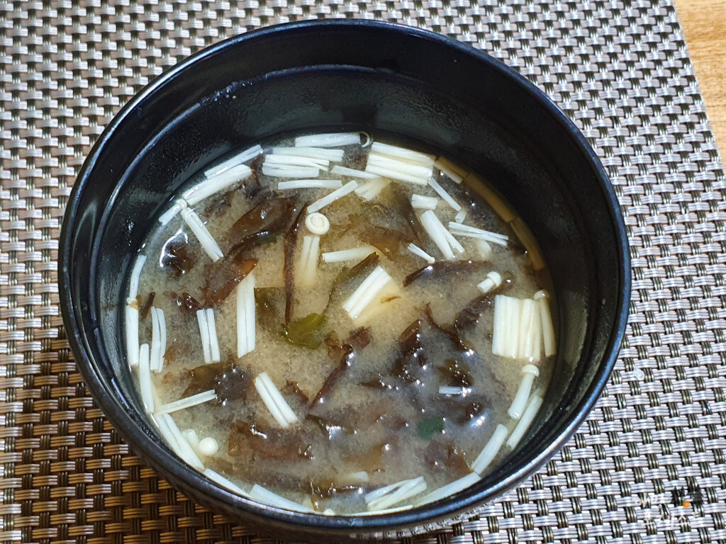 스시도우 미소장국